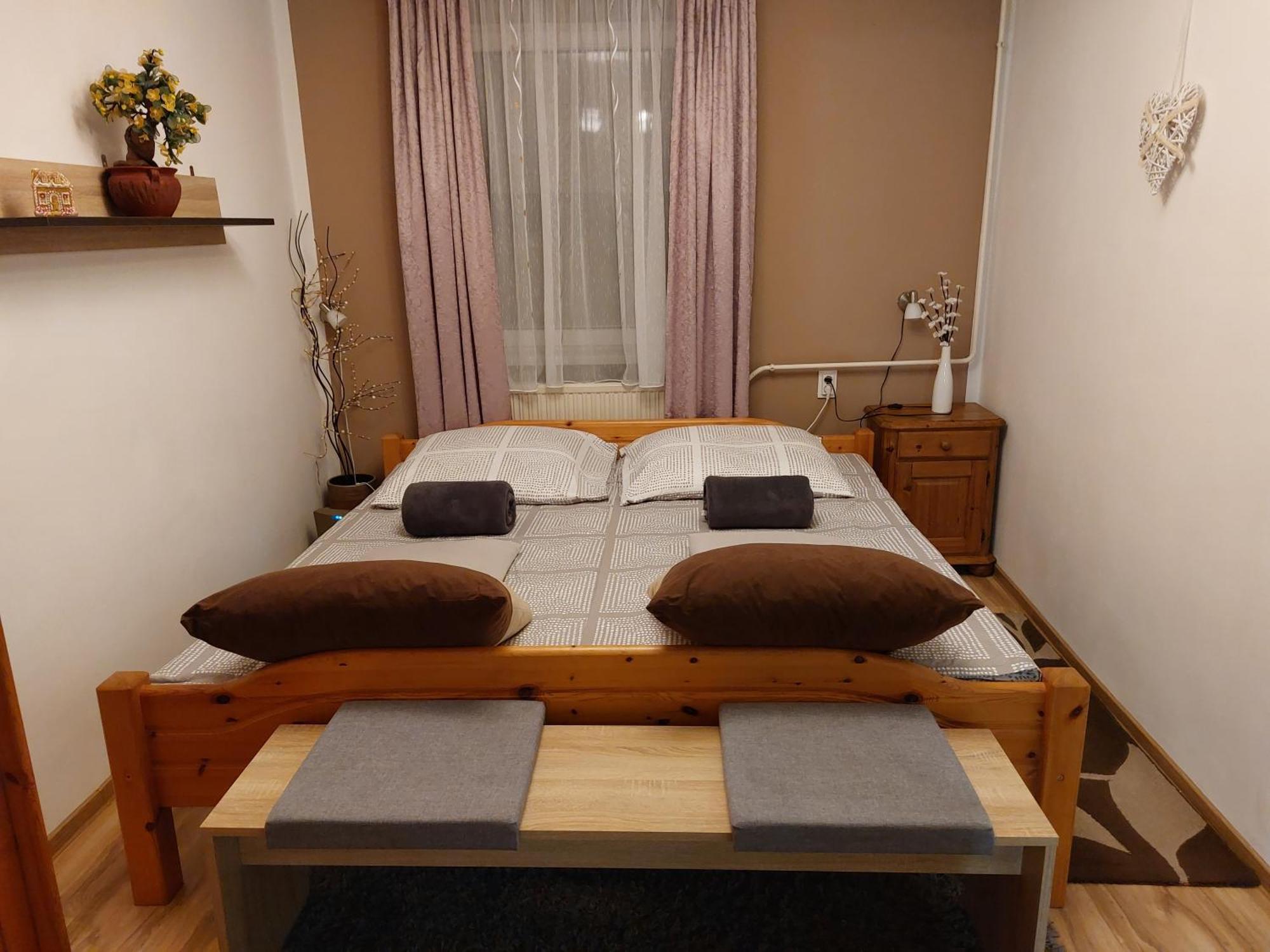 Kata Vendeghaz Apartment Sátoraljaújhely Bagian luar foto